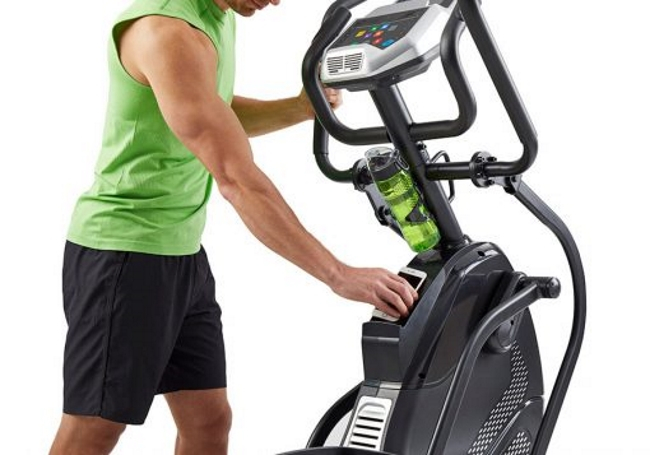 Horizon Fitness Tapis Roulant Elettrico Pieghevole Salvaspazio 7.0AT - Foto 3