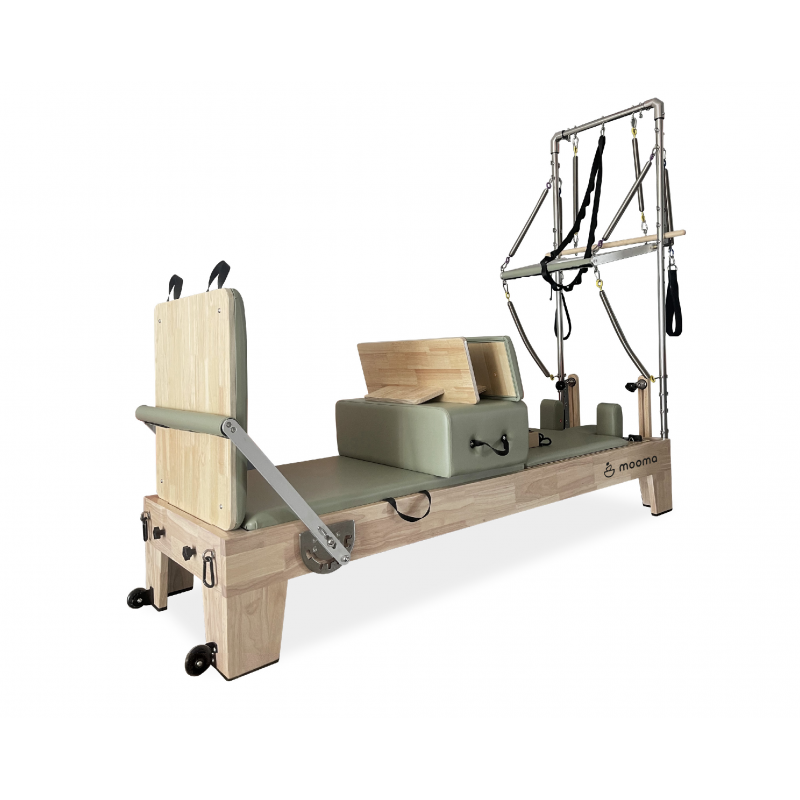 Lettino Reformer in legno con torre Mooma main product photo