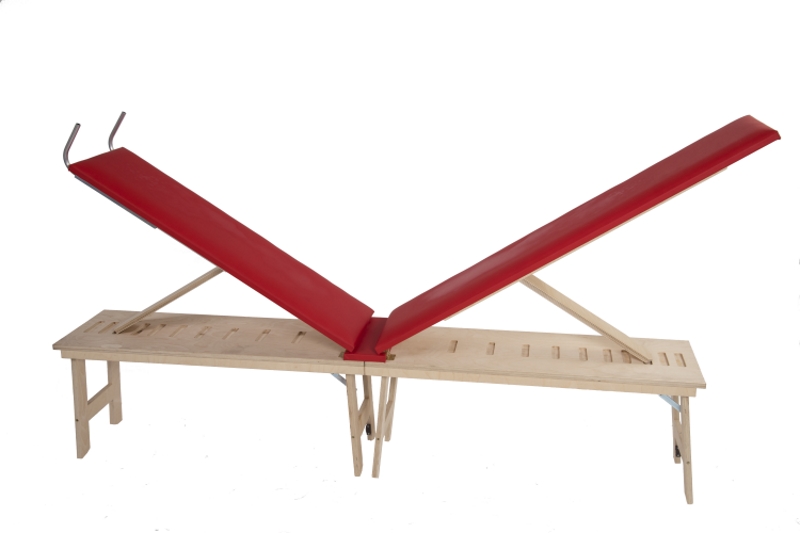 Panca La Posturale Versione con Gambe Colore Rosso + OMAGGIO Cuscino Cervicale e Fascia blocca piedi main product photo